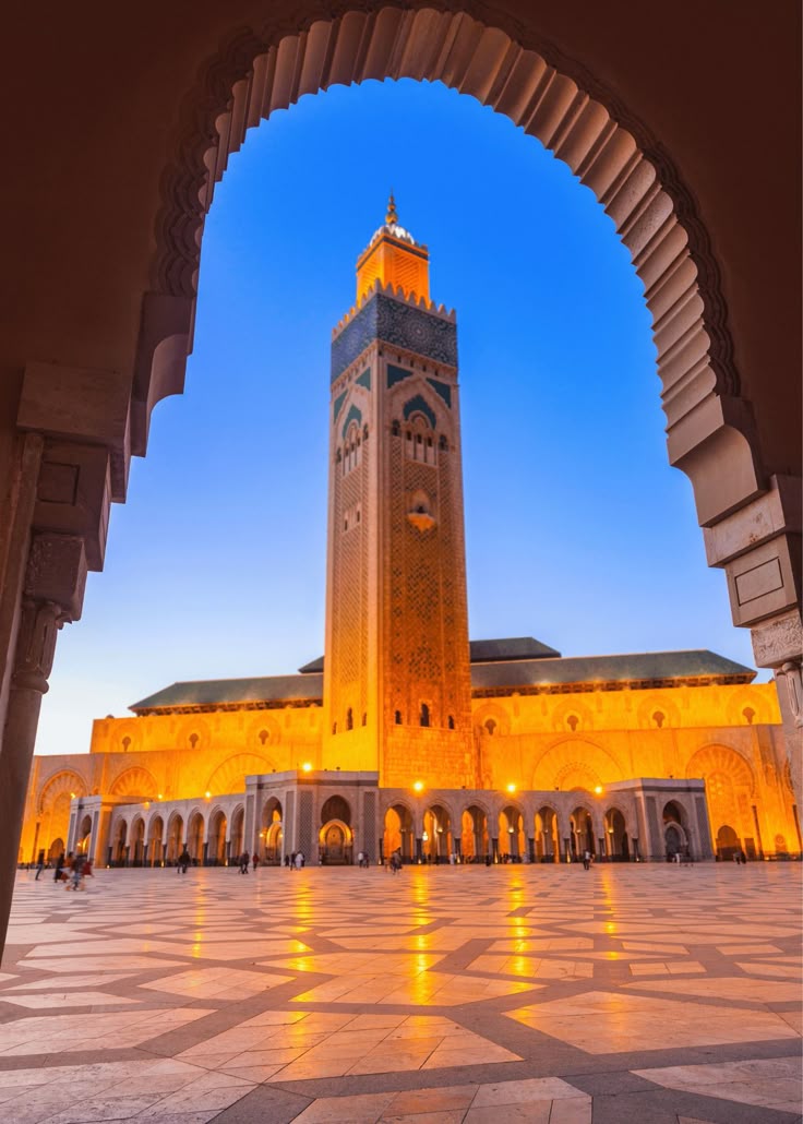 Casablanca desert tours in Morocco with Sahara dunes, camel trekking, and scenic travel routes
